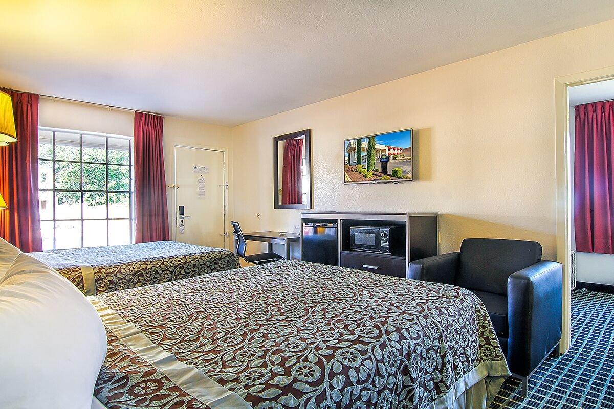 Days Inn By Wyndham Market Center Dallas Love Field Ngoại thất bức ảnh
