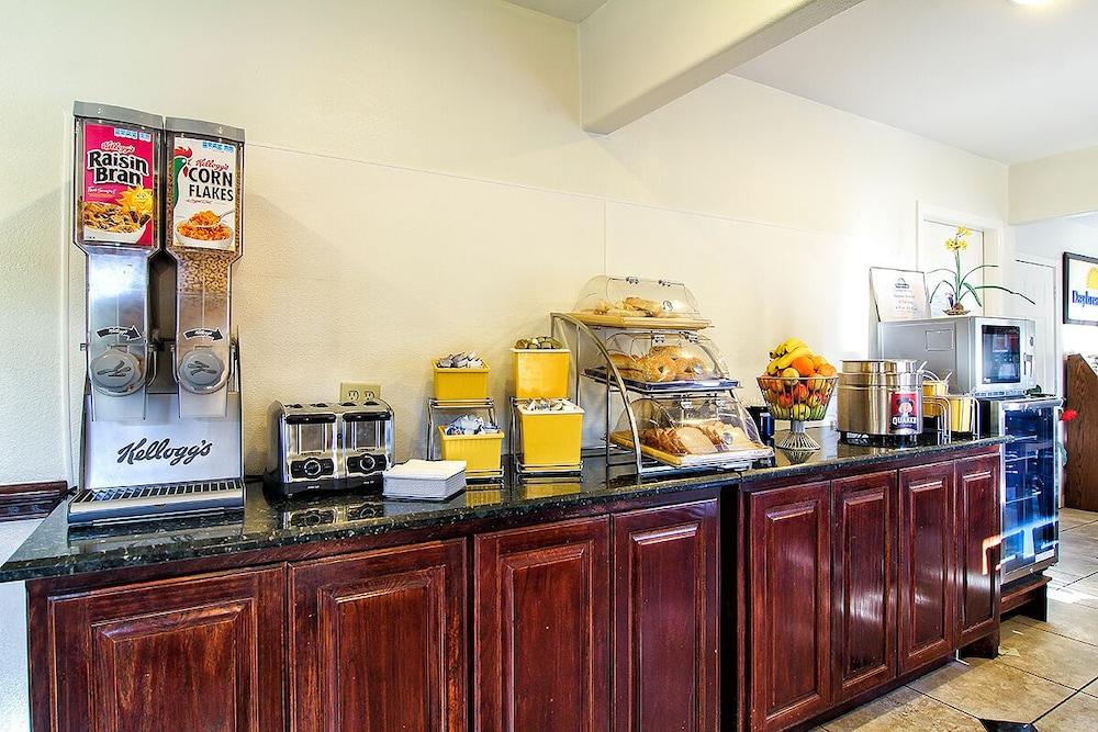 Days Inn By Wyndham Market Center Dallas Love Field Ngoại thất bức ảnh